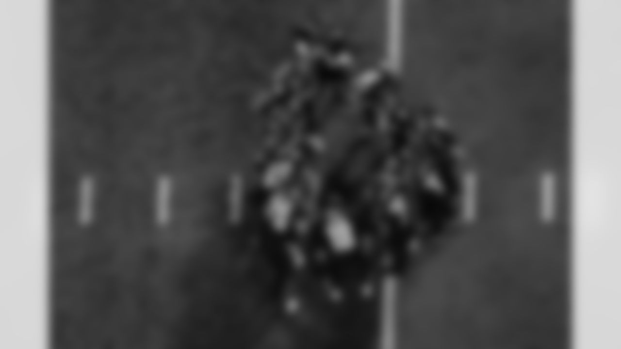 Offensive huddle during the second half of the Week 8 Game against the Miami Dolphins at Mercedes-Benz Stadium in Atlanta, Georgia on Sunday, October 26, 2025. (Photo by Mitch Martin/Atlanta Falcons)