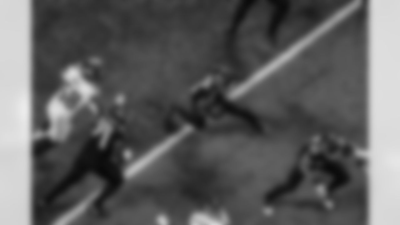 Atlanta Falcons running back Bijan Robinson #7 runs with the ball during the Week 14 Game against the Seattle Seahawks at Mercedes-Benz Stadium in Atlanta, Georgia on Sunday, December 7, 2025. (Photo by Jay Bendlin/Atlanta Falcons)