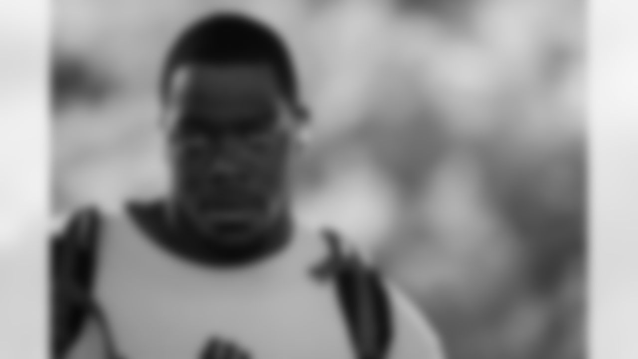 Atlanta Falcons defensive lineman Zach Harrison #96 arrives before the Week 1 Game against the Tampa Bay Buccaneers at Mercedes-Benz Stadium in Atlanta, Georgia on Sunday, September 7, 2025. (Photo by Taylor McLaughlin/Atlanta Falcons)