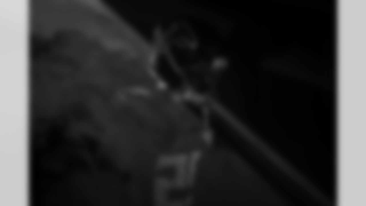 Atlanta Falcons safety Jordan Fuller #29 in the tunnel before the Week 11 Game against the Carolina Panthers at Mercedes-Benz Stadium in Atlanta, Georgia on Sunday, November 16, 2025. (Photo by Jay Bendlin/Atlanta Falcons)