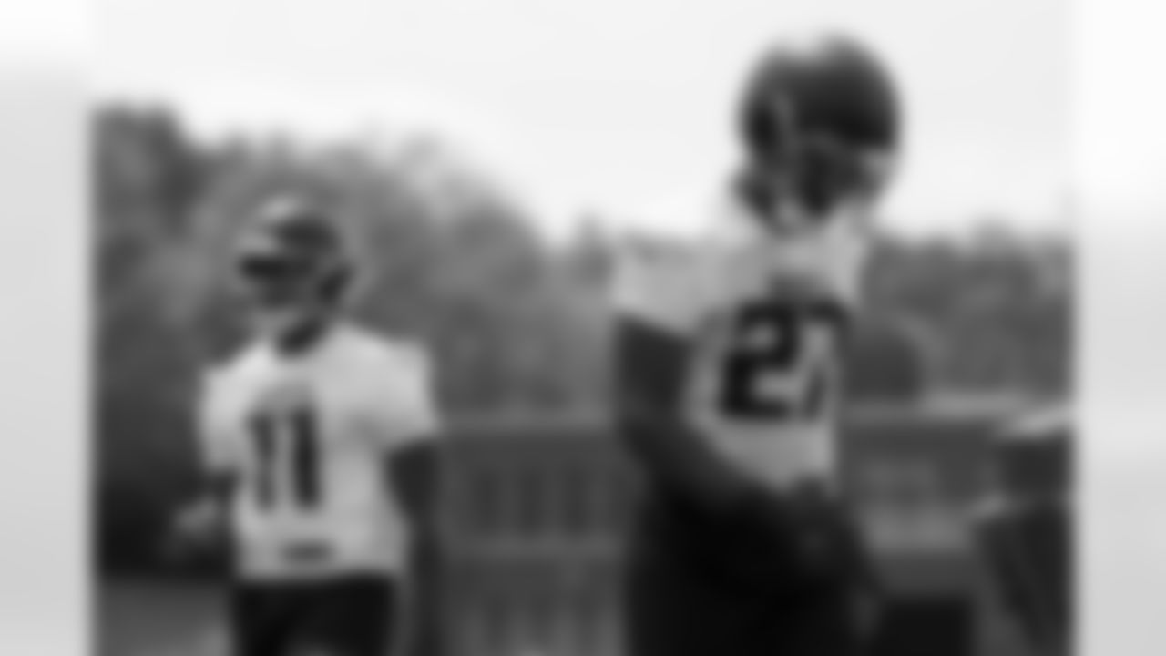 Atlanta Falcons Jalon Walker #11 and Atlanta Falcons edge rusher James Pearce Jr. #27 during practice at Atlanta Falcons Training Facility in Flowery Branch, Ga. on Friday, May 9, 2025. (Photo by Shanna Lockwood/Atlanta Falcons)