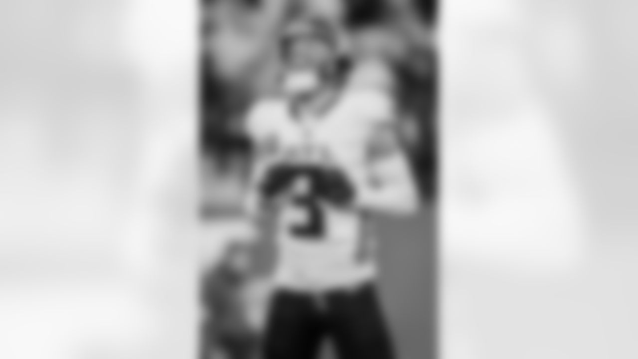 Atlanta Falcons safety Jessie Bates III #3 reacts during the second half of the Week 13 Game against the New York Jets at Metlife Stadium in East Rutherford, New Jersey on Sunday, November 30, 2025. (Photo by Caean Couto/Atlanta Falcons)