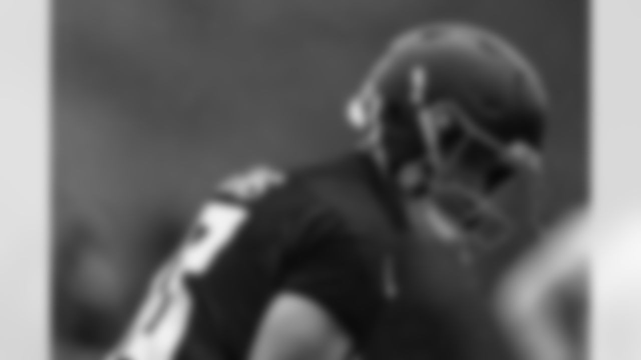 Atlanta Falcons quarterback Kirk Cousins #18 during OTAs at Atlanta Falcons Training Facility in Flowery Branch, Georgia, on Monday, May 13, 2024. (Photo by Shanna Lockwood/Atlanta Falcons)