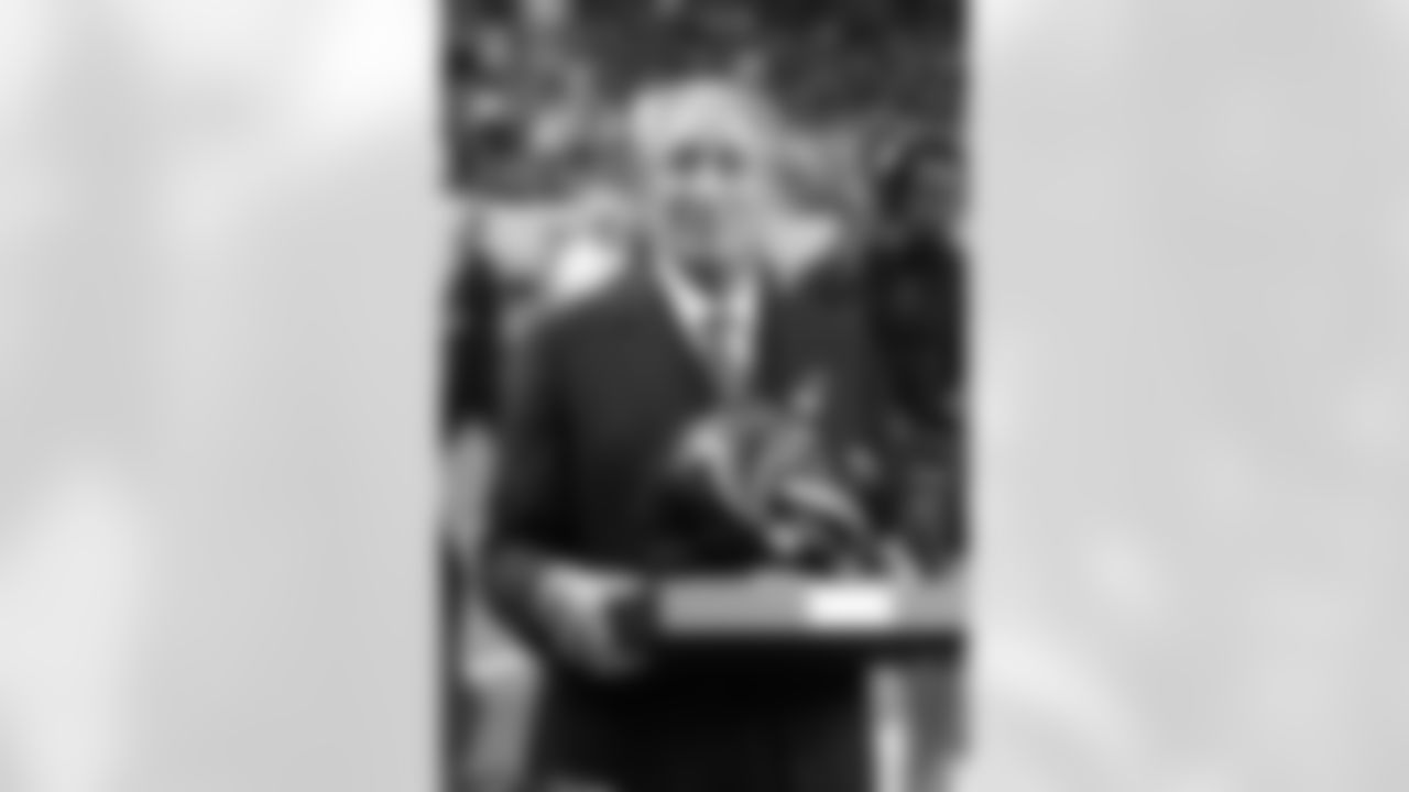 1229_ArthurBlank_1
