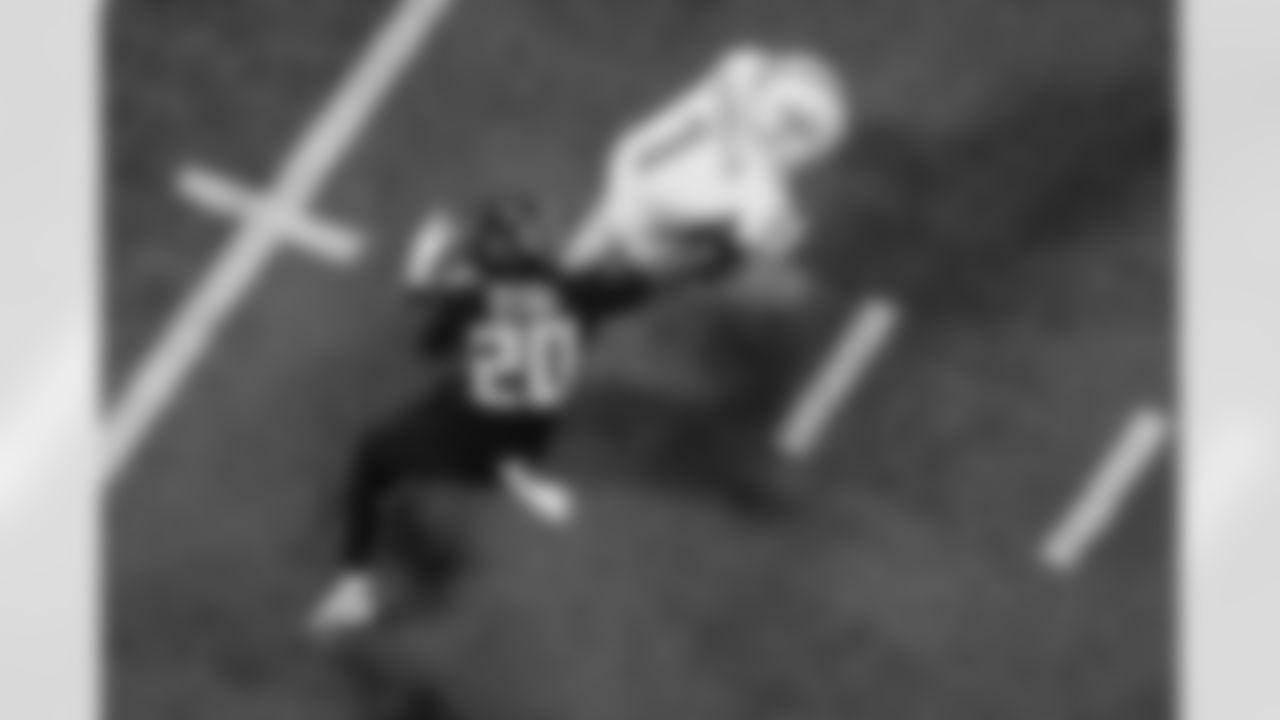 Atlanta Falcons cornerback Dee Alford #20 sacks the quarterback during the first quarter of the Week 8 Game against the Miami Dolphins at Mercedes-Benz Stadium in Atlanta, Georgia on Sunday, October 26, 2025. (Photo by Mitch Martin/Atlanta Falcons)