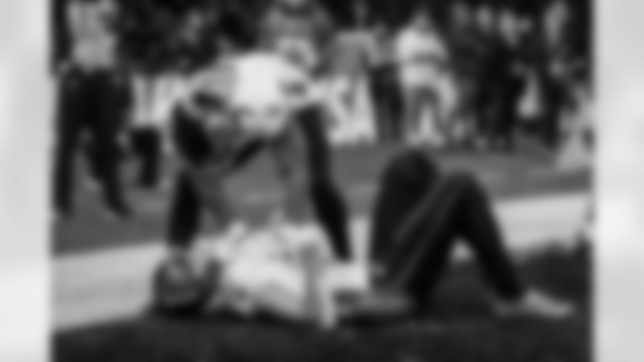 Atlanta Falcons wide receiver Drake London #5 celebrates after scoring a touchdown during the second quarter of the Week 10 Game against the Indianapolis Colts at Olympic Stadium in Berlin, Germany on Sunday, November 9, 2025. (Photo by Taylor McLaughlin/Atlanta Falcons)