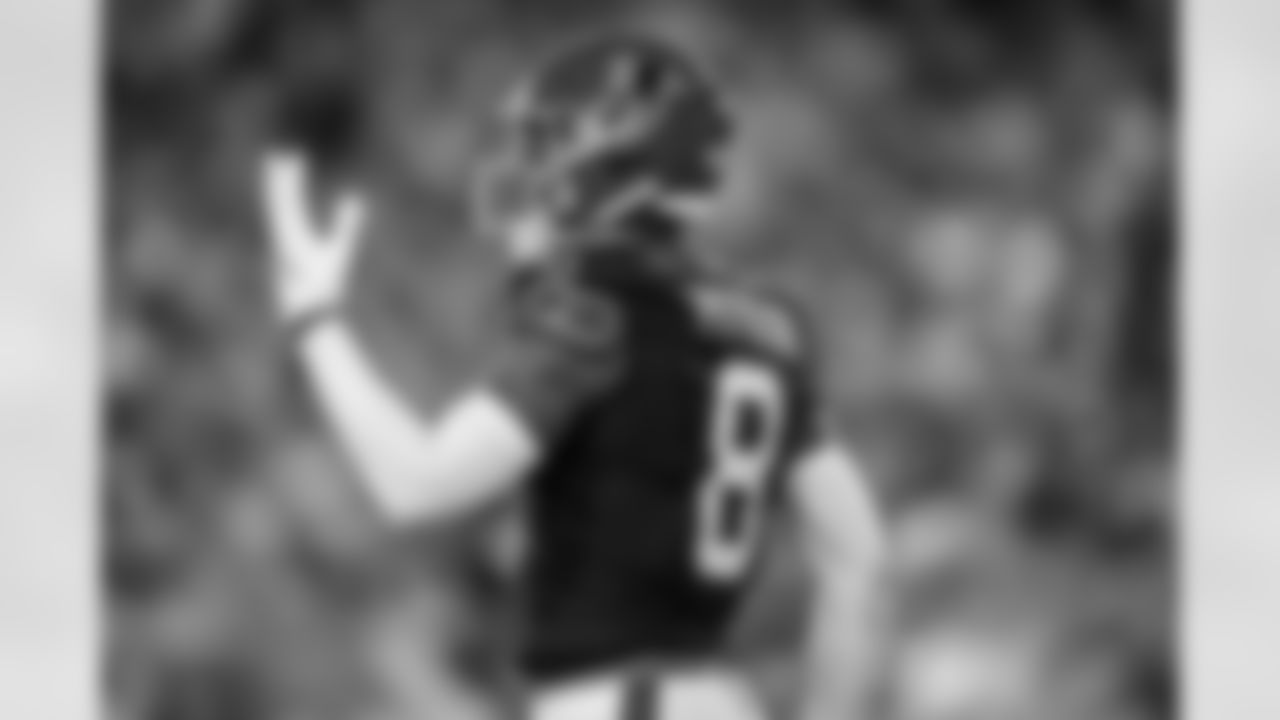 Atlanta Falcons tight end Kyle Pitts Sr. #8 reacts during the Week 15 Game against the Tampa Bay Buccaneers at Raymond James Stadium in Tampa, Florida on Thursday, December 11, 2025. (Photo by Taylor McLaughlin/Atlanta Falcons)