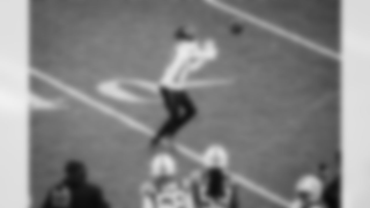 Atlanta Falcons wide receiver Darnell Mooney #1 catches the ball during the Week 10 Game against the Indianapolis Colts at Olympic Stadium in Berlin, Germany on Sunday, November 9, 2025. (Photo by Brandon Magnus/Atlanta Falcons)