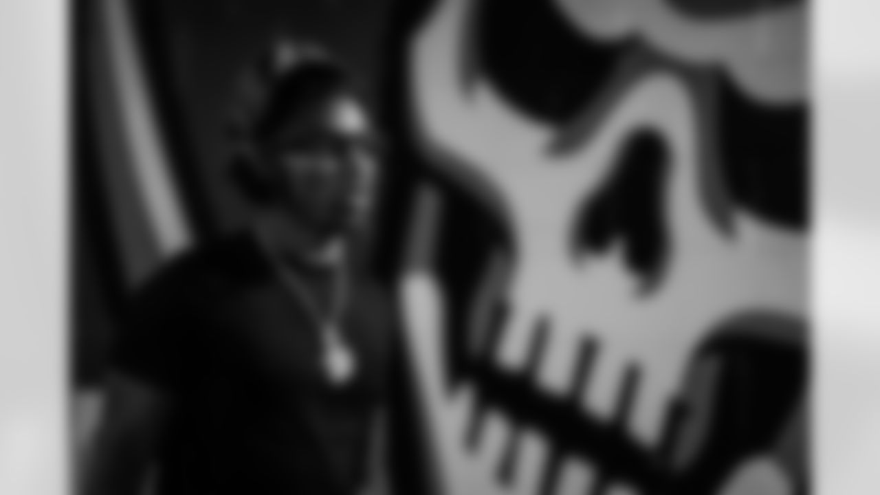 Atlanta Falcons cornerback Dee Alford #20 arrives during the Week 15 Game against the Tampa Bay Buccaneers at Raymond James Stadium in Tampa, Florida on Thursday, December 11, 2025. (Photo by Taylor McLaughlin/Atlanta Falcons)