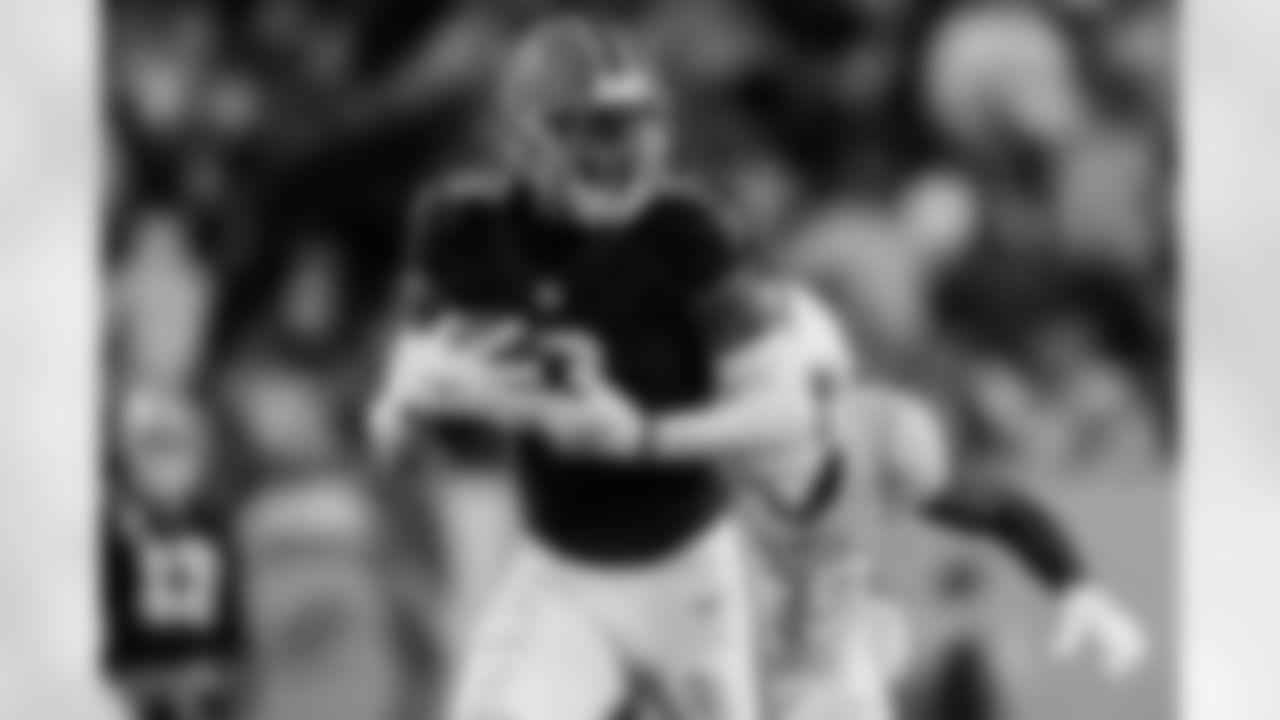 Atlanta Falcons tight end Kyle Pitts Sr. #8 makes a catch during the Week 15 Game against the Tampa Bay Buccaneers at Raymond James Stadium in Tampa, Florida on Thursday, December 11, 2025. (Photo by Jay Bendlin/Atlanta Falcons)