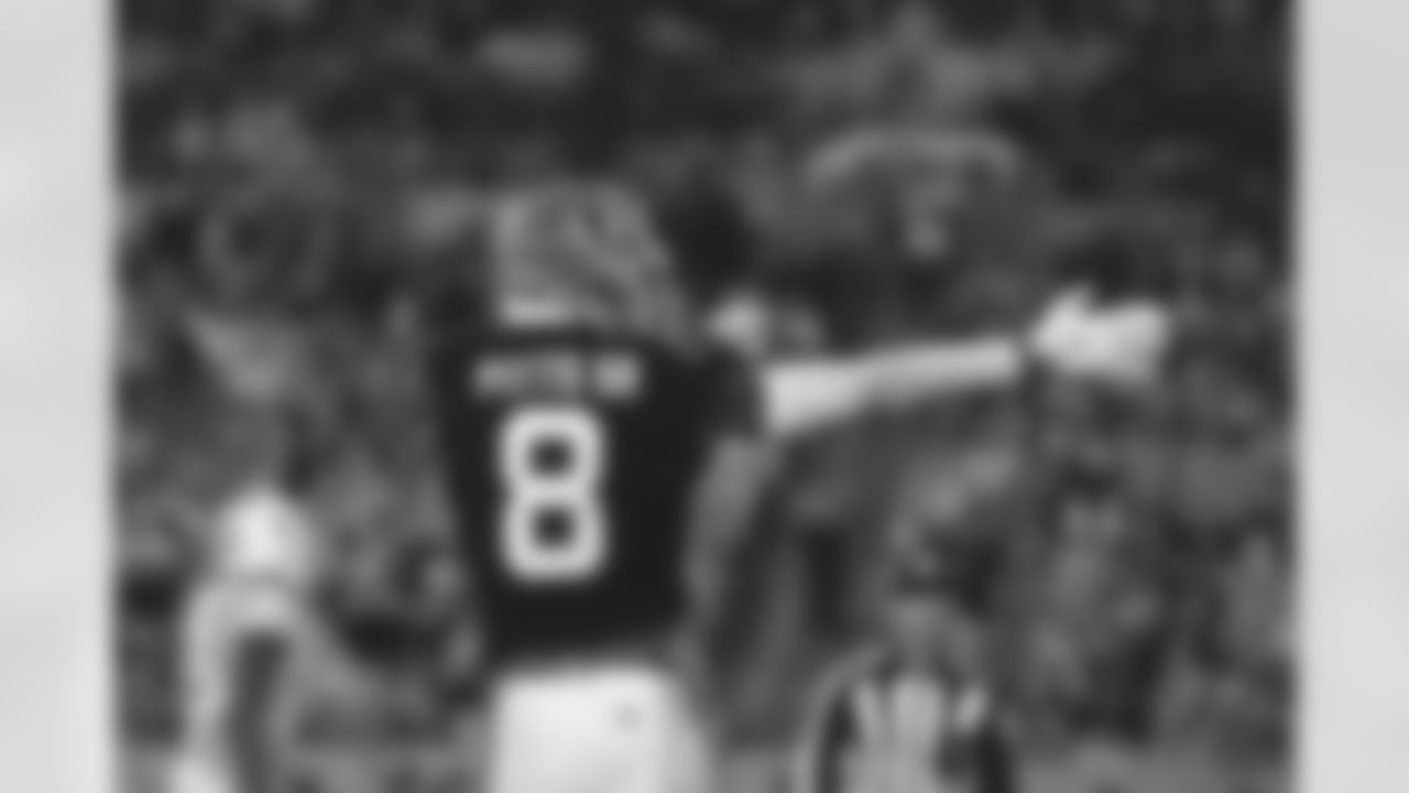 Atlanta Falcons tight end Kyle Pitts Sr. #8 during the Week 15 Game against the Tampa Bay Buccaneers at Raymond James Stadium in Tampa, Florida on Thursday, December 11, 2025. (Photo by Brandon Magnus/Atlanta Falcons)