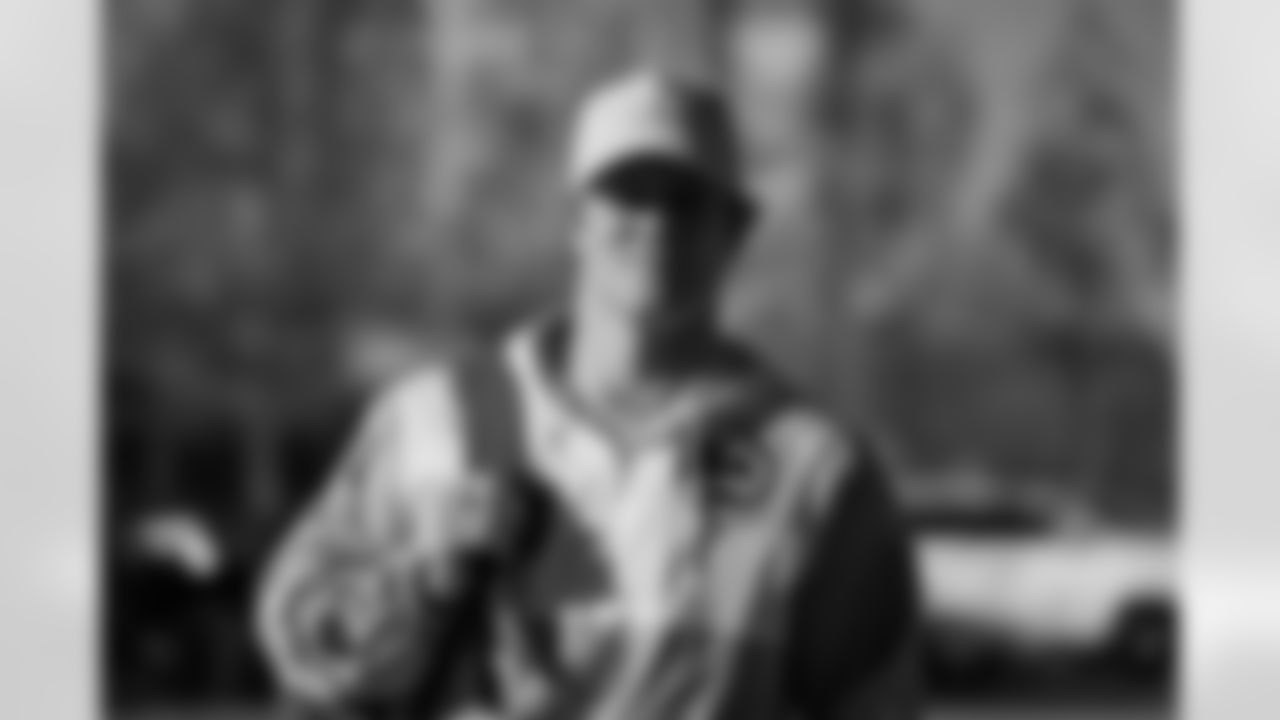 Atlanta Falcons inside linebacker JD Bertrand #40 arrives before the Week 18 Game against the New Orleans Saints at Mercedes-Benz Stadium in Atlanta, Georgia on Sunday, January 4, 2026. (Photo by Brandon Magnus/Atlanta Falcons)