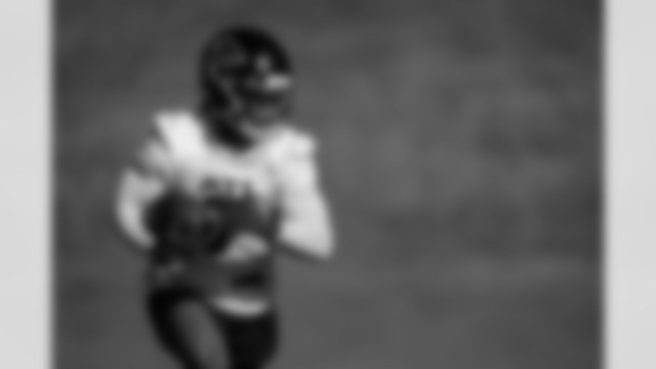 Atlanta Falcons running back Bijan Robinson #7 during practice at Atlanta Falcons Training Facility in Flowery Branch, Georgia, on Wednesday, November 5, 2025. (Photo by Jay Bendlin/Atlanta Falcons)