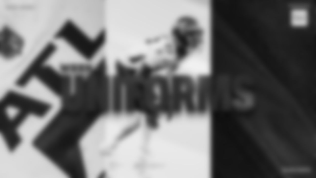 AF_25_Uniforms_16x9_White