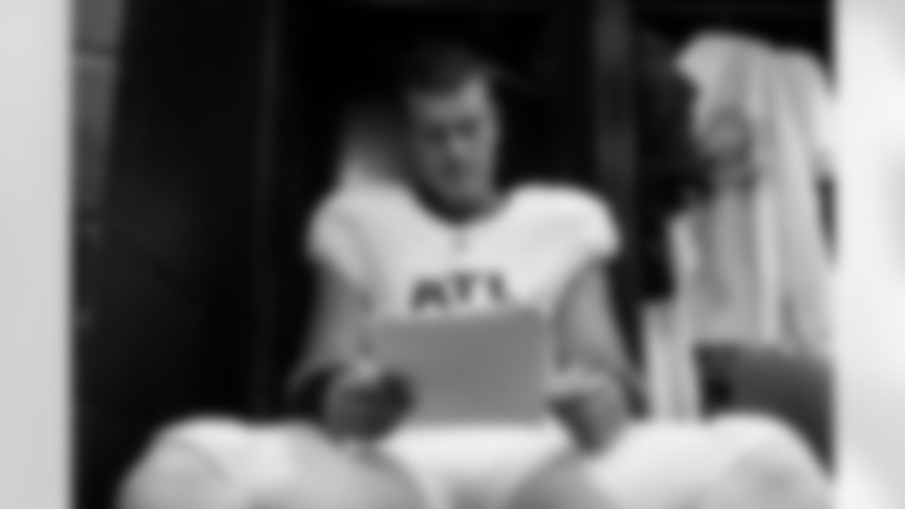 Atlanta Falcons tight end Charlie Woerner #89 prepares in the locker room before the Week 3 Game against the Carolina Panthers at Bank of America Stadium in Charlotte, N.C. on Sunday, September 21, 2025. (Photo by Jay Bendlin/Atlanta Falcons)