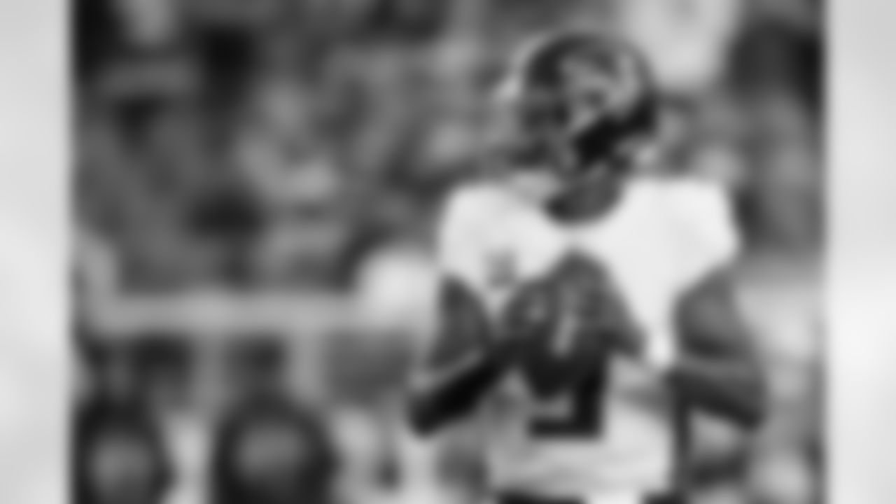 Atlanta Falcons quarterback Michael Penix Jr. #9 throws during the Week 7 Game against the San Francisco 49ers at Levi's Stadium in Santa Clara, California on Sunday, October 19, 2025. (Photo by Jay Bendlin/Atlanta Falcons)