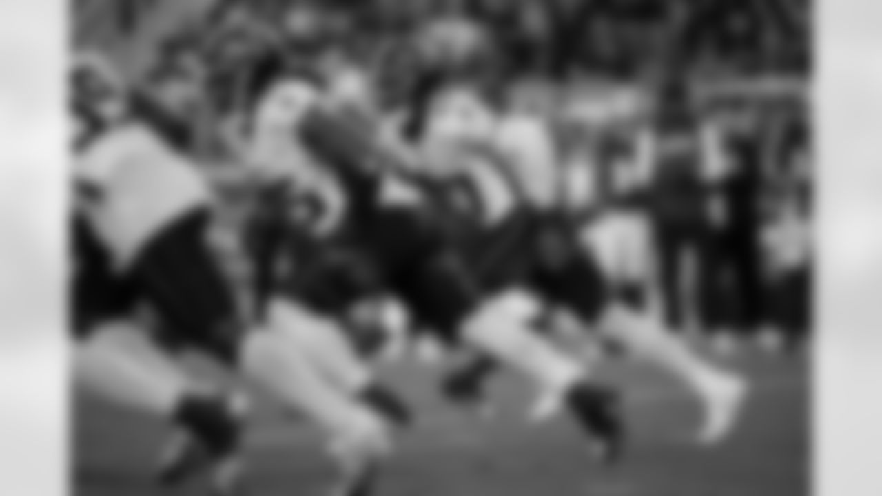 Atlanta Falcons edge rusher James Pearce Jr. #27 during the Week 7 Game against the San Francisco 49ers at Levi's Stadium in Santa Clara, California on Sunday, October 19, 2025. (Photo by Jay Bendlin/Atlanta Falcons)