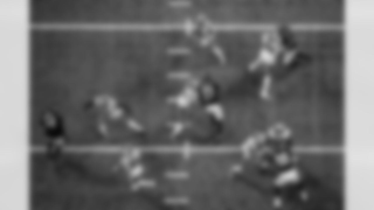 Atlanta Falcons edge rusher James Pearce Jr. #27 looks to make a sack during the Week 11 Game against the Carolina Panthers at Mercedes-Benz Stadium in Atlanta, Georgia on Sunday, November 16, 2025. (Photo by Brandon Magnus/Atlanta Falcons)