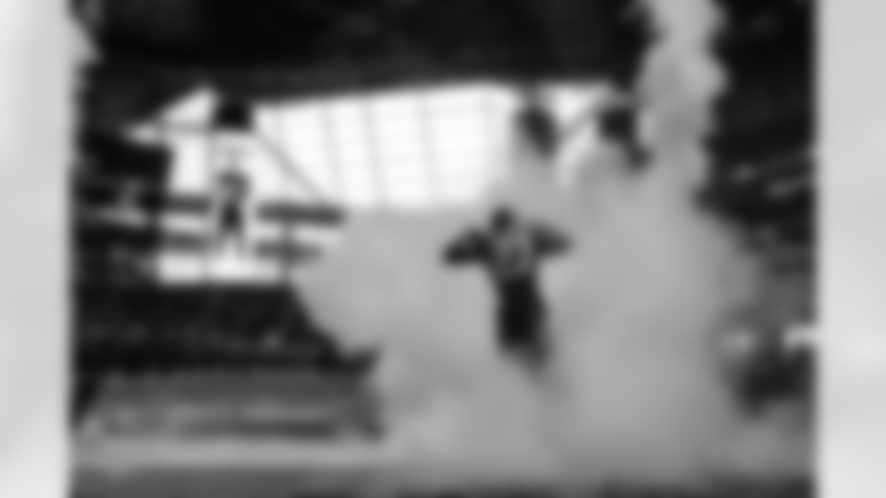 Atlanta Falcons edge rusher James Pearce Jr. #27 before the Week 8 Game against the Miami Dolphins at Mercedes-Benz Stadium in Atlanta, Ga. on Sunday, October 26, 2025. (Photo by Taylor McLaughlin/Atlanta Falcons)