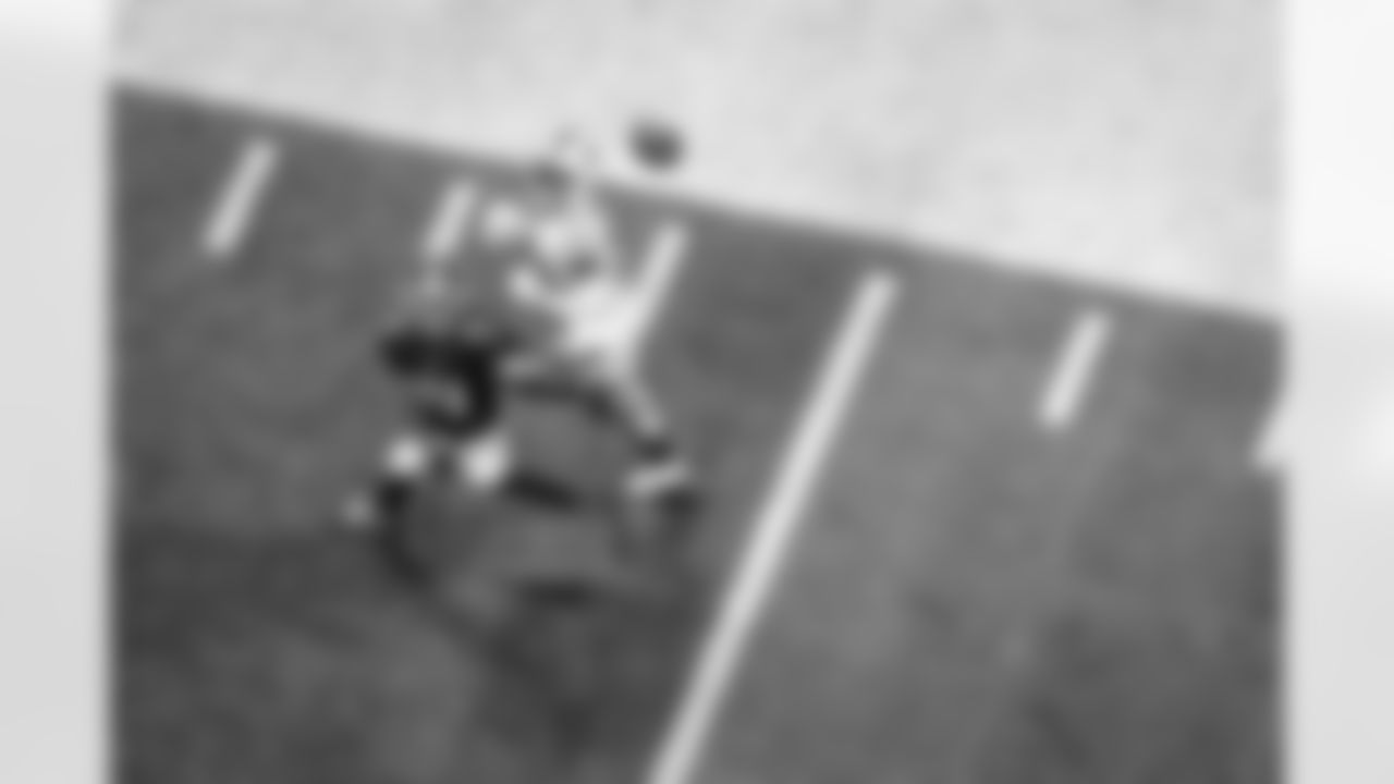 Atlanta Falcons cornerback Mike Hughes #21 during the Week 6 Game against the Buffalo Bills at Mercedes-Benz Stadium in Atlanta, Georgia on Monday, October 13, 2025. (Photo by Kevin Liles/Atlanta Falcons)