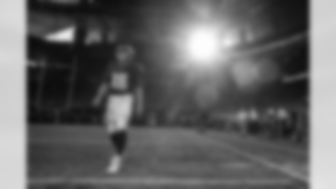 Atlanta Falcons quarterback Kirk Cousins #18 warms up before the Preseason Game against the Jacksonville Jaguars at Mercedes-Benz Stadium in Atlanta, Georgia on Friday, August 23, 2024. (Photo by Jay Bendlin/Atlanta Falcons)