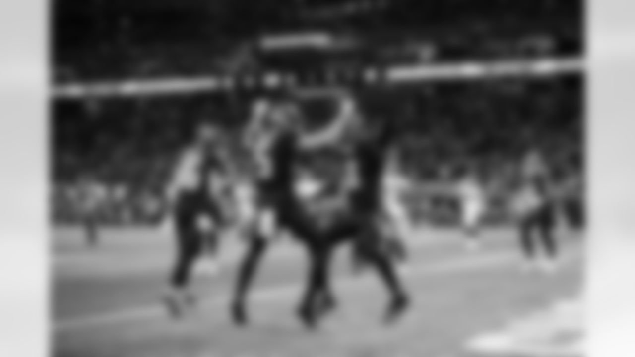 Atlanta Falcons wide receiver Drake London #5 reacts after catching a pass for a two-point conversion during the fourth quarter of the Week 14 Game against the Tampa Bay Buccaneers at Mercedes-Benz Stadium in Atlanta, Georgia on Sunday, December 10, 2023. (Photo by Kevin Liles/Atlanta Falcons)