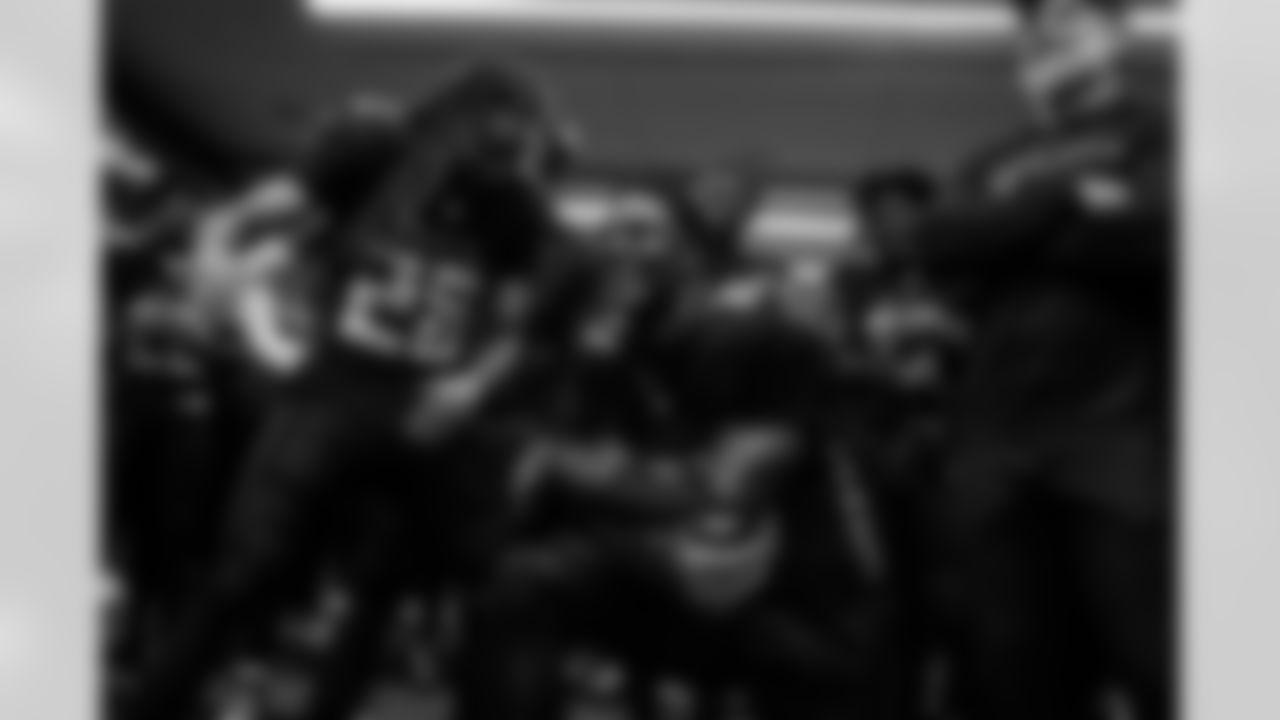 Atlanta Falcons edge rusher James Pearce Jr. #27 in the locker room after the Week 18 Game against the New Orleans Saints at Mercedes-Benz Stadium in Atlanta, Georgia on Sunday, January 4, 2026. (Photo by Jay Bendlin/Atlanta Falcons)