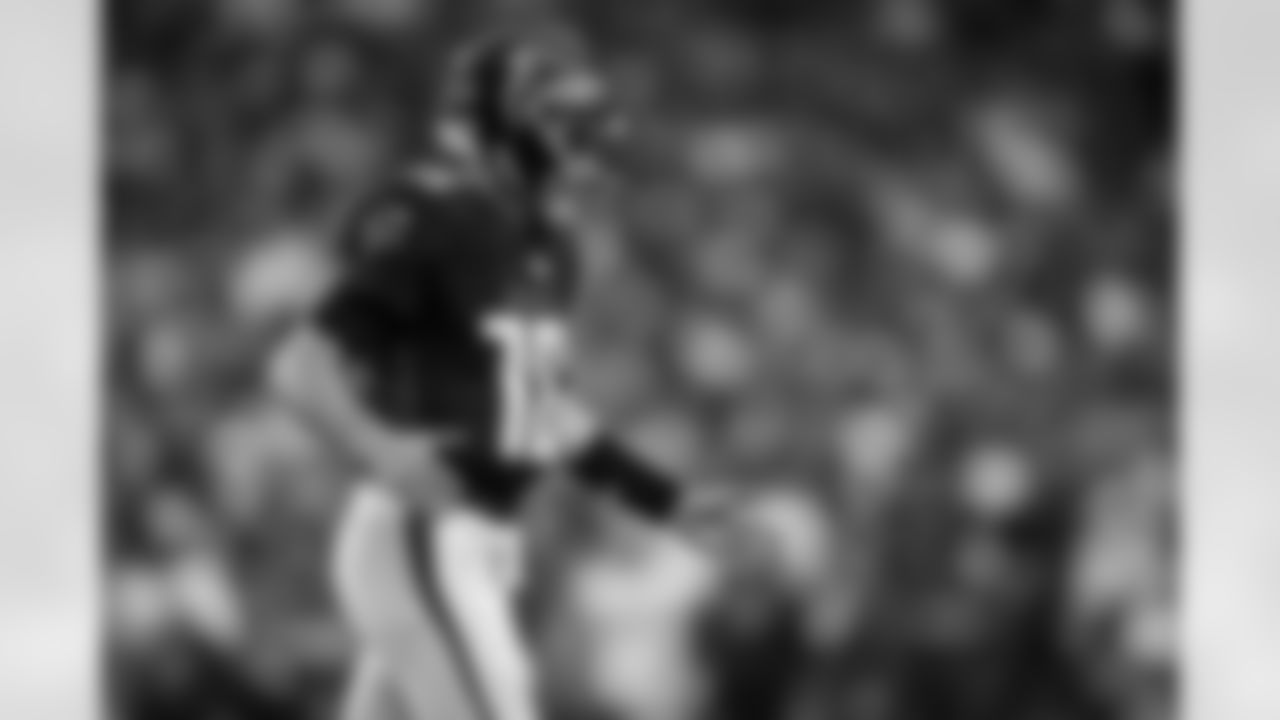 Atlanta Falcons quarterback Kirk Cousins #18 reacts after a touchdown during the fourth quarter of the Week 16 Game against the Arizona Cardinals at State Farm Stadium in Glendale, Arizona on Sunday, December 21, 2025. (Photo by Jay Bendlin/Atlanta Falcons)