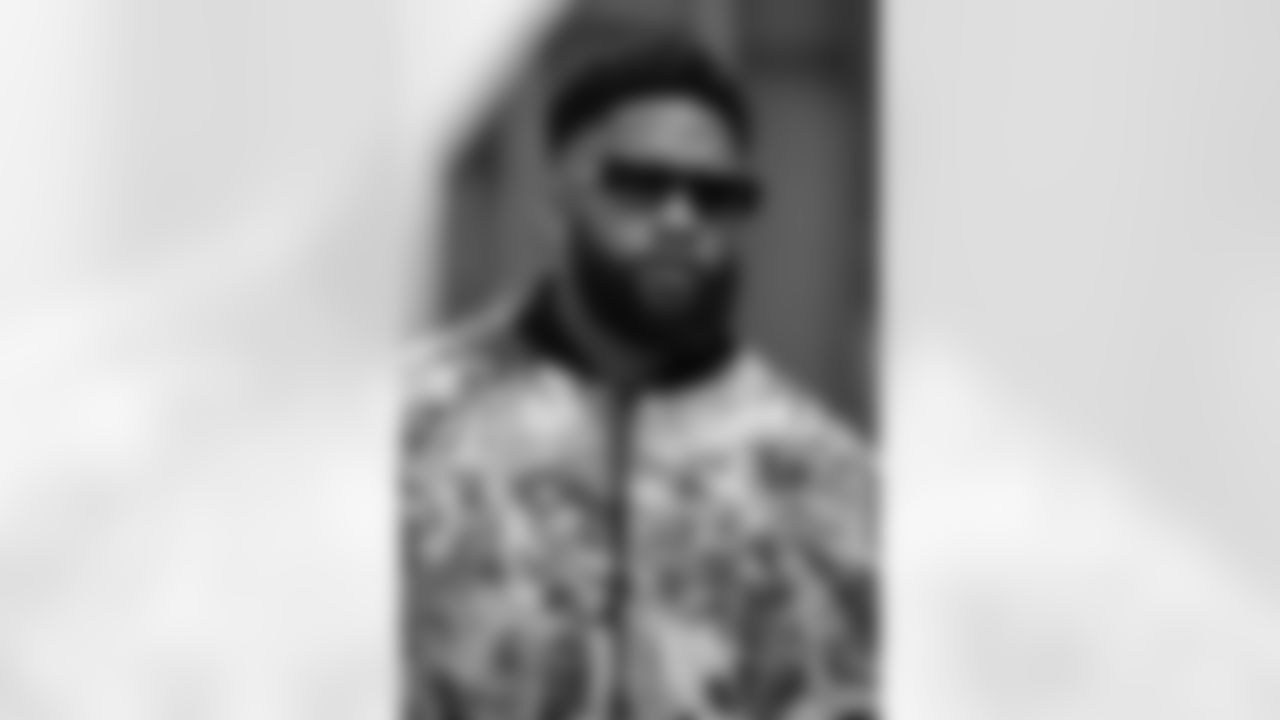 Atlanta Falcons wide receiver KhaDarel Hodge #4 arrives before the Week 14 Game against the Seattle Seahawks at Mercedes-Benz Stadium in Atlanta, Georgia on Sunday, December 7, 2025. (Photo by Taylor McLaughlin/Atlanta Falcons)