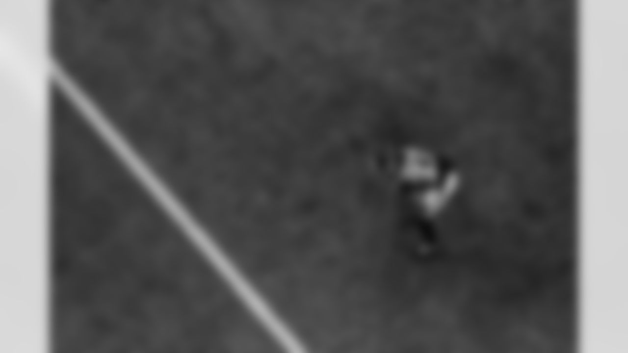 Atlanta Falcons defensive back Billy Bowman Jr. #33 looks on during the Week 11 Game against the Carolina Panthers at Mercedes-Benz Stadium in Atlanta, Georgia on Sunday, November 16, 2025. (Photo by Brandon Magnus/Atlanta Falcons)