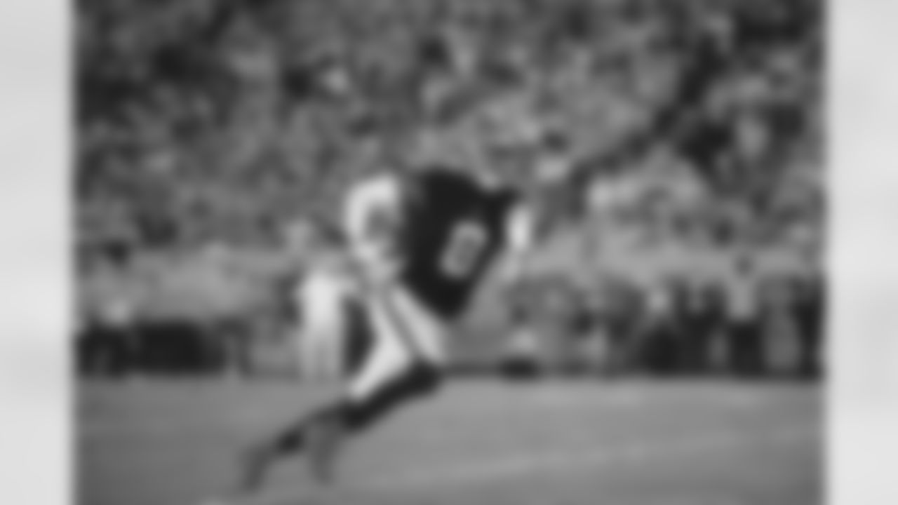 Atlanta Falcons tight end Kyle Pitts Sr. #8 during the Week 15 Game against the Tampa Bay Buccaneers at Raymond James Stadium in Tampa, Florida on Thursday, December 11, 2025. (Photo by Brandon Magnus/Atlanta Falcons)