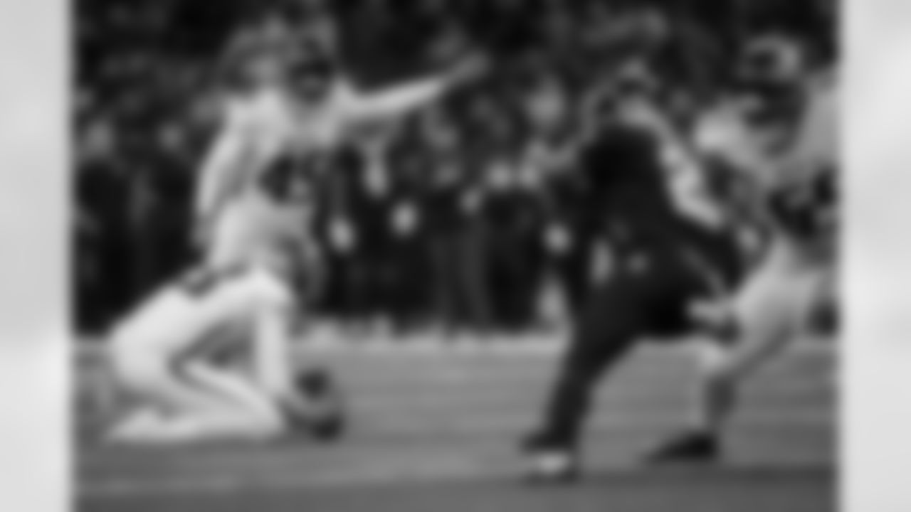 Atlanta Falcons kicker Zane Gonzalez #45 kicks during the Week 12 Game against the New Orleans Saints at Caesars Superdome in New Orleans, Louisiana on Sunday, November 23, 2025. (Photo by Jay Bendlin/Atlanta Falcons)