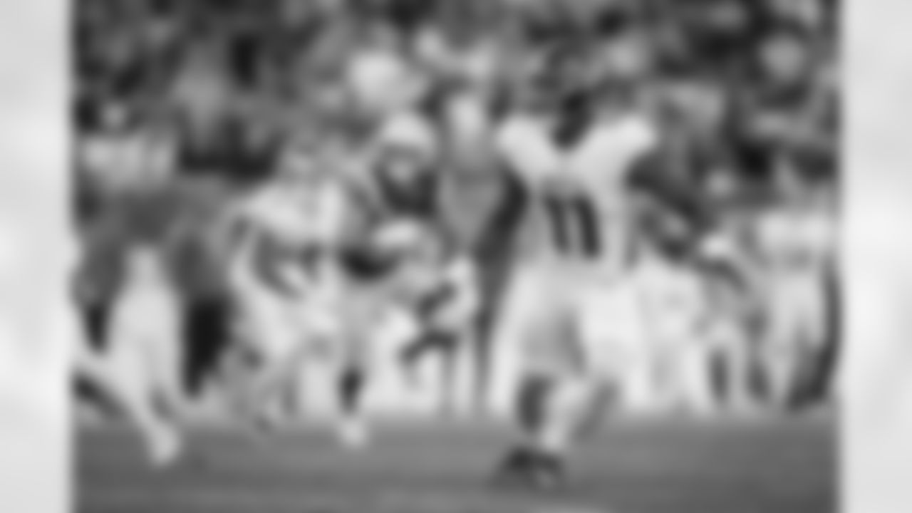 Atlanta Falcons edge rusher Jalon Walker #11 on the field during the Week 9 Game against the New England Patriots at Gillette Stadium in Foxborough, Massachusetts on Sunday, November 2, 2025. (Photo by Jay Bendlin/Atlanta Falcons)