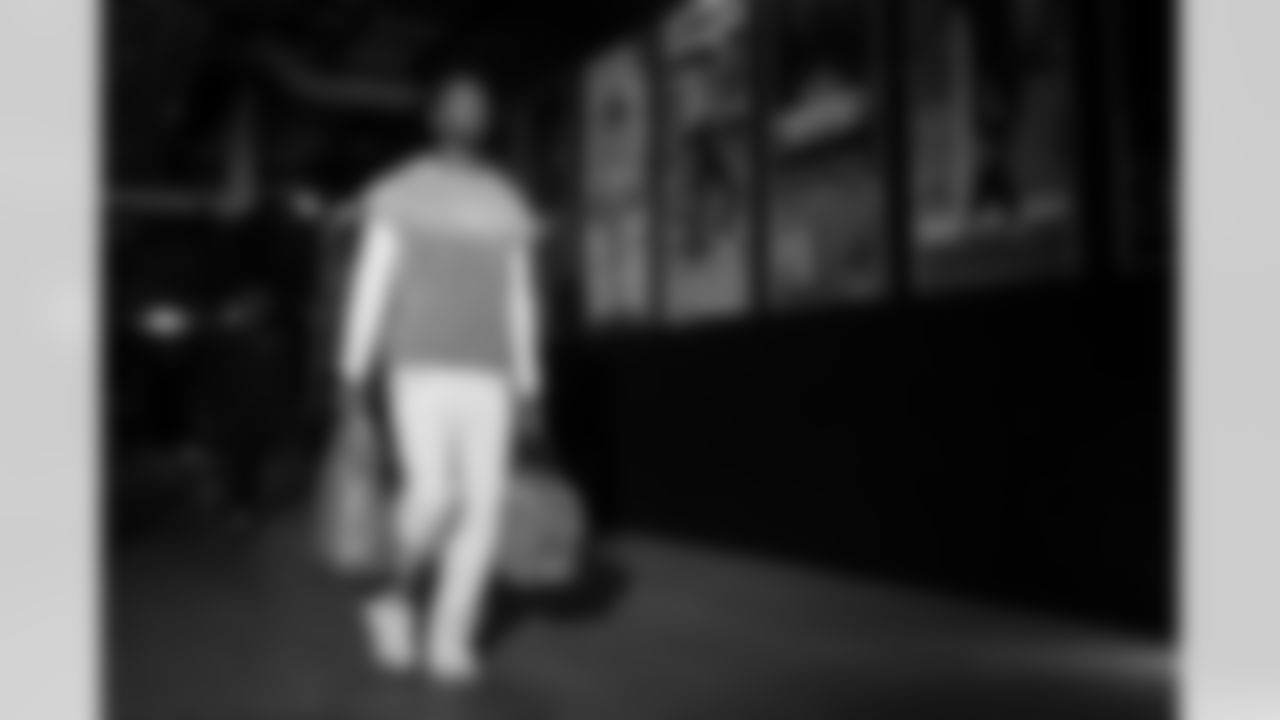 Atlanta Falcons tight end Kyle Pitts Sr. #8 arrives before the Week 9 Game against the New England Patriots at Gillette Stadium in Foxborough, Massachusetts on Sunday, November 2, 2025. (Photo by Jay Bendlin/Atlanta Falcons)