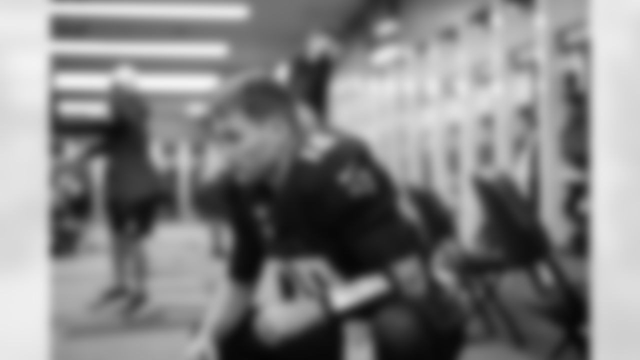 Atlanta Falcons quarterback Kirk Cousins #18 in the locker room before the Week 14 Game against the Seattle Seahawks at Mercedes-Benz Stadium in Atlanta, Georgia on Sunday, December 7, 2025. (Photo by Jay Bendlin/Atlanta Falcons)