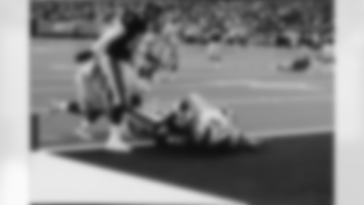 Photograph from the Falcons game vs the St. Louis Rams on October 17, 1999.