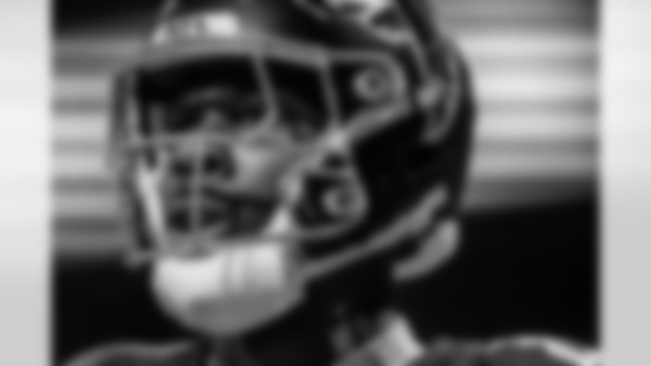 Atlanta Falcons tight end Kyle Pitts Sr. #8 warms up before the Week 14 Game against the Seattle Seahawks at Mercedes-Benz Stadium in Atlanta, Georgia on Sunday, December 7, 2025. (Photo by Mitch Martin/Atlanta Falcons)