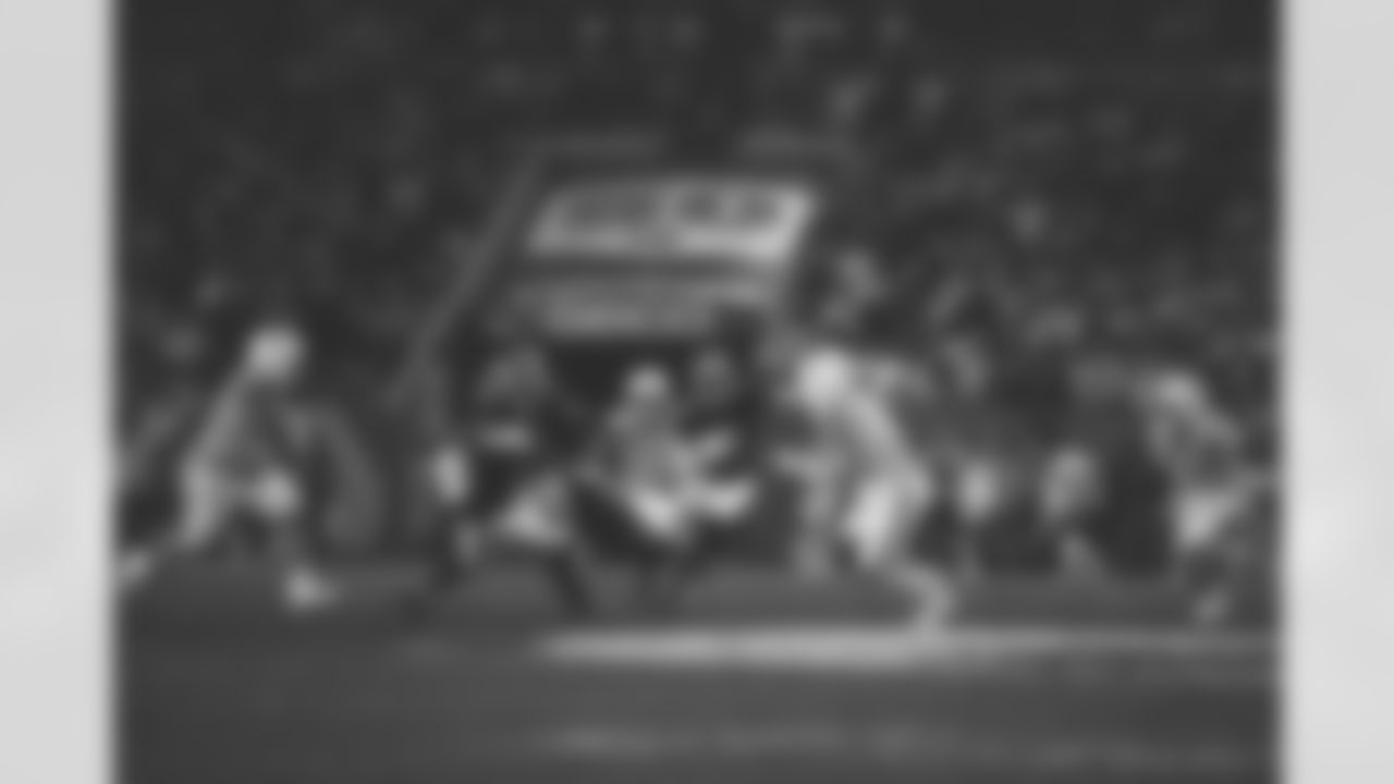 Atlanta Falcons tight end Kyle Pitts Sr. #8 during the Week 15 Game against the Tampa Bay Buccaneers at Raymond James Stadium in Tampa, Florida on Thursday, December 11, 2025. (Photo by Brandon Magnus/Atlanta Falcons)