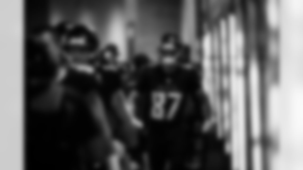 Atlanta Falcons wide receiver David Sills V #87 walks out of the locker room before the Week 14 Game against the Seattle Seahawks at Mercedes-Benz Stadium in Atlanta, Georgia on Sunday, December 7, 2025. (Photo by Ken Griffey Jr./Atlanta Falcons)