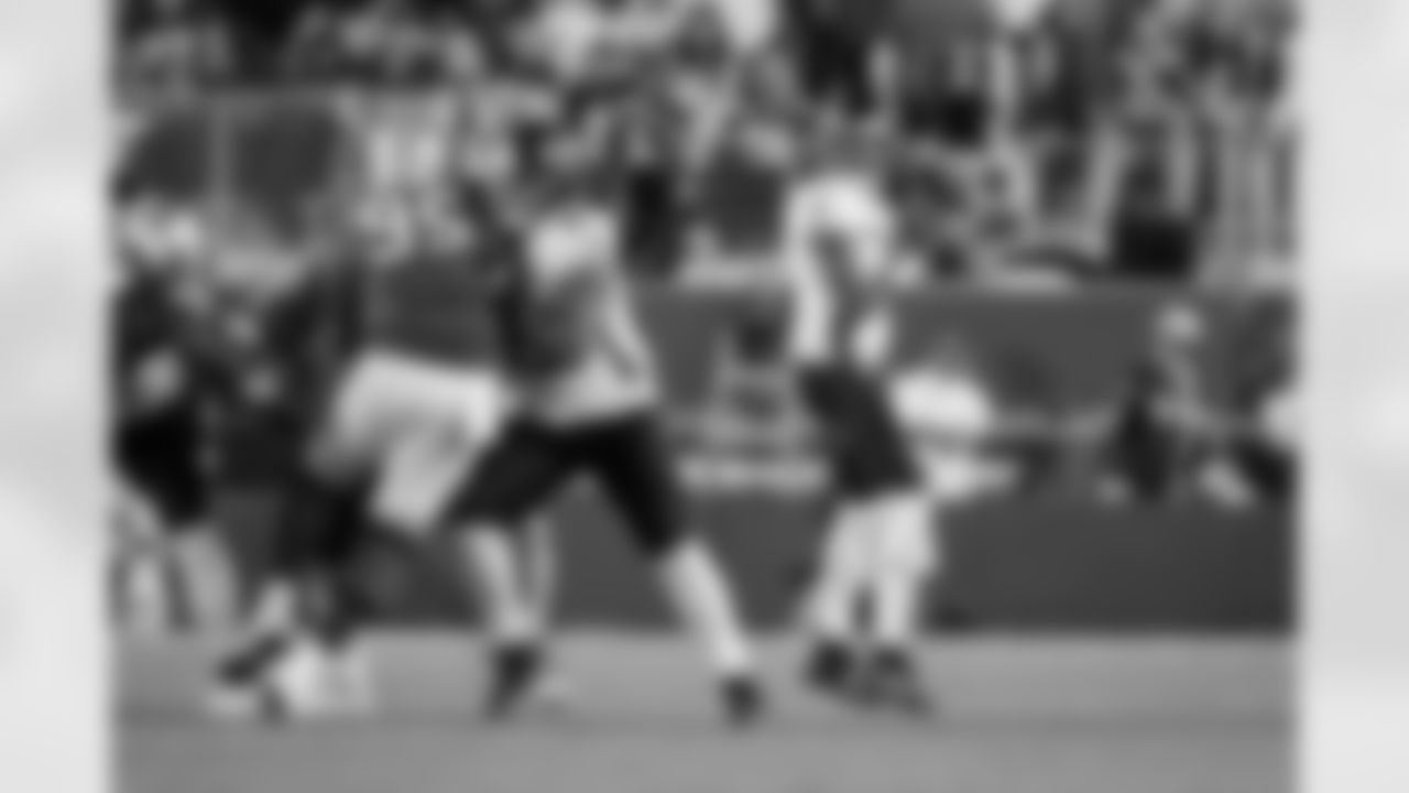 Atlanta Falcons quarterback Michael Penix Jr. #9 during the Week 7 Game against the San Francisco 49ers at Levi's Stadium in Santa Clara, California on Sunday, October 19, 2025. (Photo by Taylor McLaughlin/Atlanta Falcons)