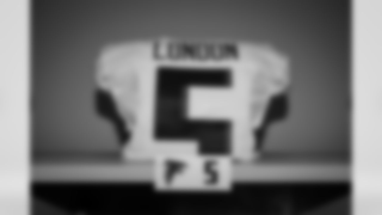 In the locker room prior to the Week 10 Game against the Indianapolis Colts at Olympic Stadium in Berlin, Germany on Sunday, November 9, 2025. (Photo by Taylor McLaughlin/Atlanta Falcons)