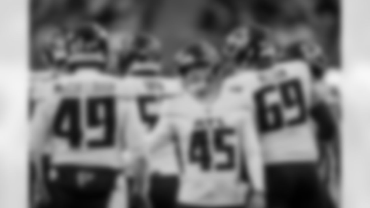 Atlanta Falcons kicker Zane Gonzalez #45 after kicking an extra point during the Week 13 Game against the New York Jets at Metlife Stadium in East Rutherford, New Jersey on Sunday, November 30, 2025. (Photo by Jay Bendlin/Atlanta Falcons)