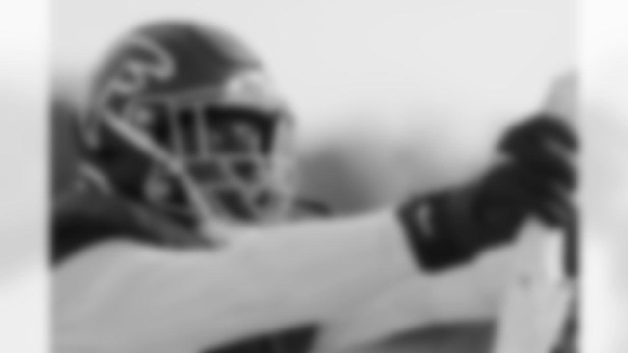 Atlanta Falcons defensive lineman Timmy Horne #98 during practice at Atlanta Falcons Training Facility in Flowery Branch, Ga. on Wednesday, December 20, 2023. (Photo by Shanna Lockwood/Atlanta Falcons)