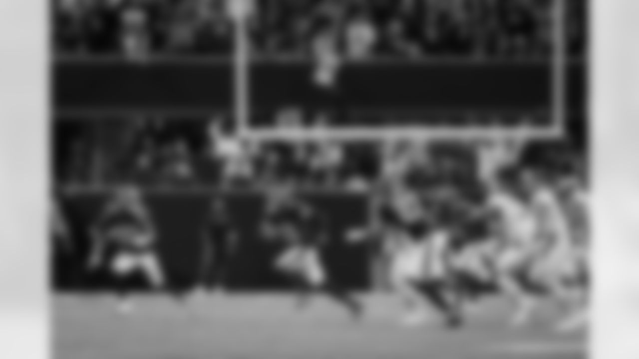 Atlanta Falcons safety Xavier Watts #31 returns the ball after an interception during the Week 17 Game against the Los Angeles Rams at Mercedes-Benz Stadium in Atlanta, Georgia on Monday, December 29, 2025. (Photo by Steven Burroughs/Atlanta Falcons)