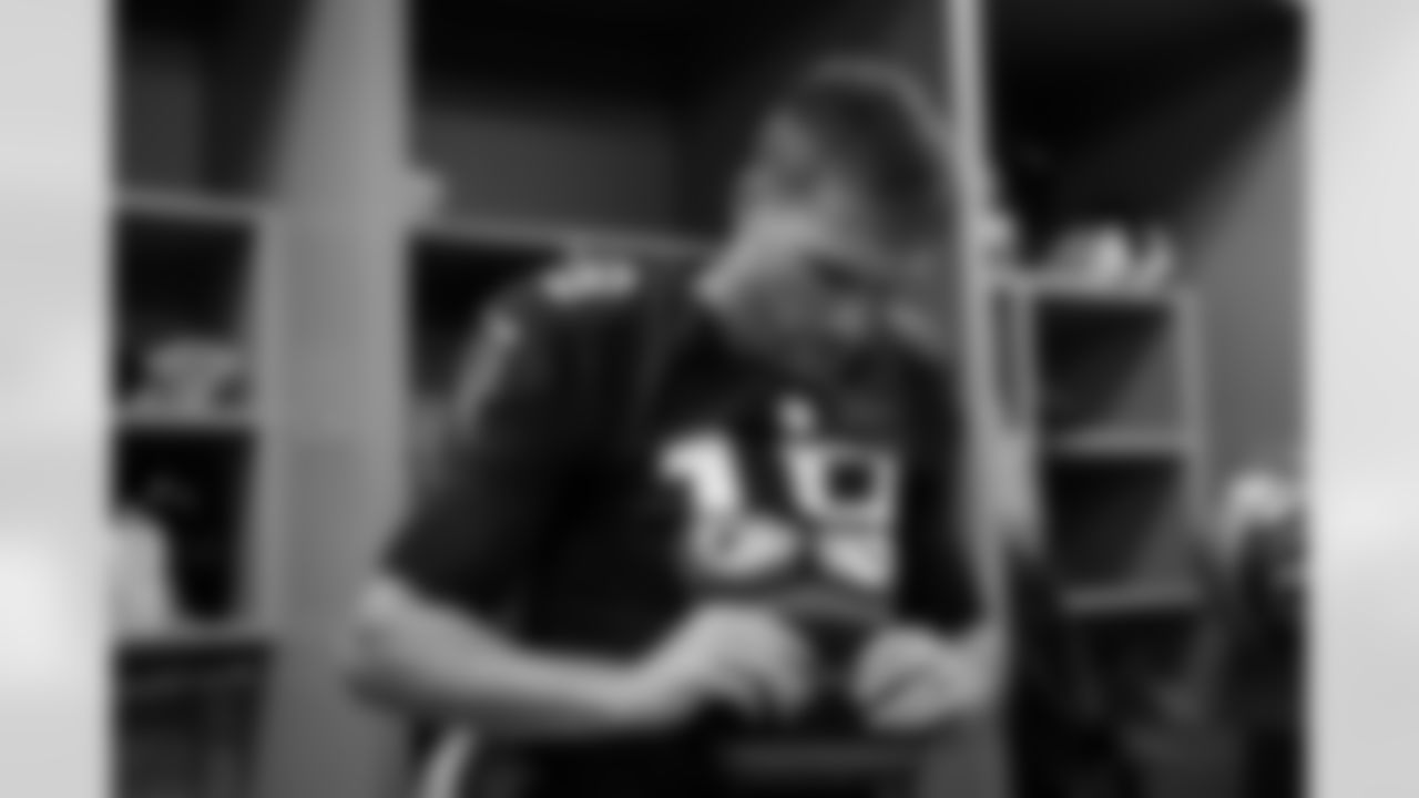 Atlanta Falcons quarterback Kirk Cousins #18 in the locker room during the Week 15 Game against the Tampa Bay Buccaneers at Raymond James Stadium in Tampa, Florida on Thursday, December 11, 2025. (Photo by Jay Bendlin/Atlanta Falcons)