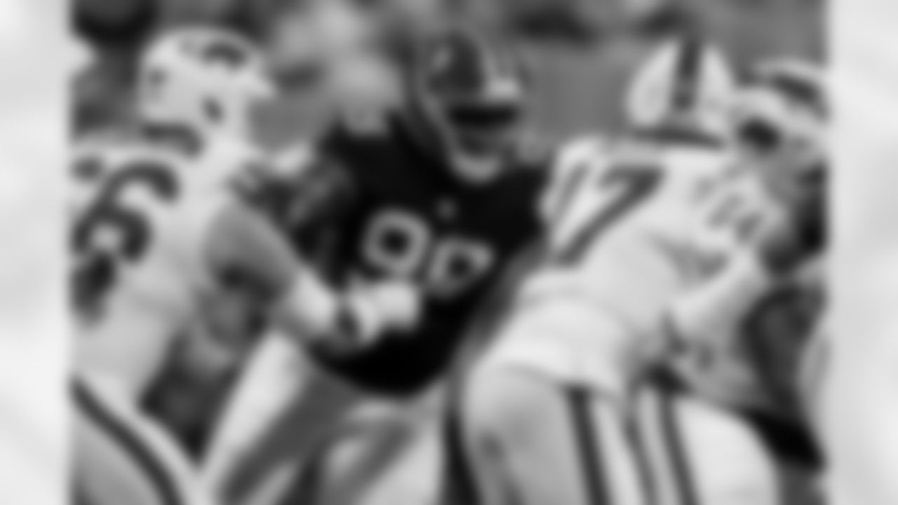 Atlanta Falcons defensive lineman Sam Roberts #99 during the Week 6 Game against the Buffalo Bills at Mercedes-Benz Stadium in Atlanta, Ga. on Monday, October 13, 2025. (Photo by Taylor McLaughlin/Atlanta Falcons)