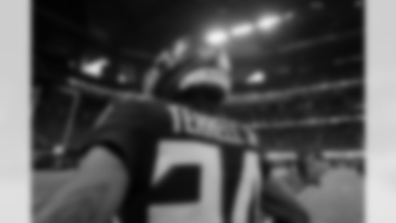 Atlanta Falcons cornerback A.J. Terrell Jr. #24 before the Week 14 Game against the Seattle Seahawks at Mercedes-Benz Stadium in Atlanta, Georgia on Sunday, December 7, 2025. (Photo by Jay Bendlin/Atlanta Falcons)