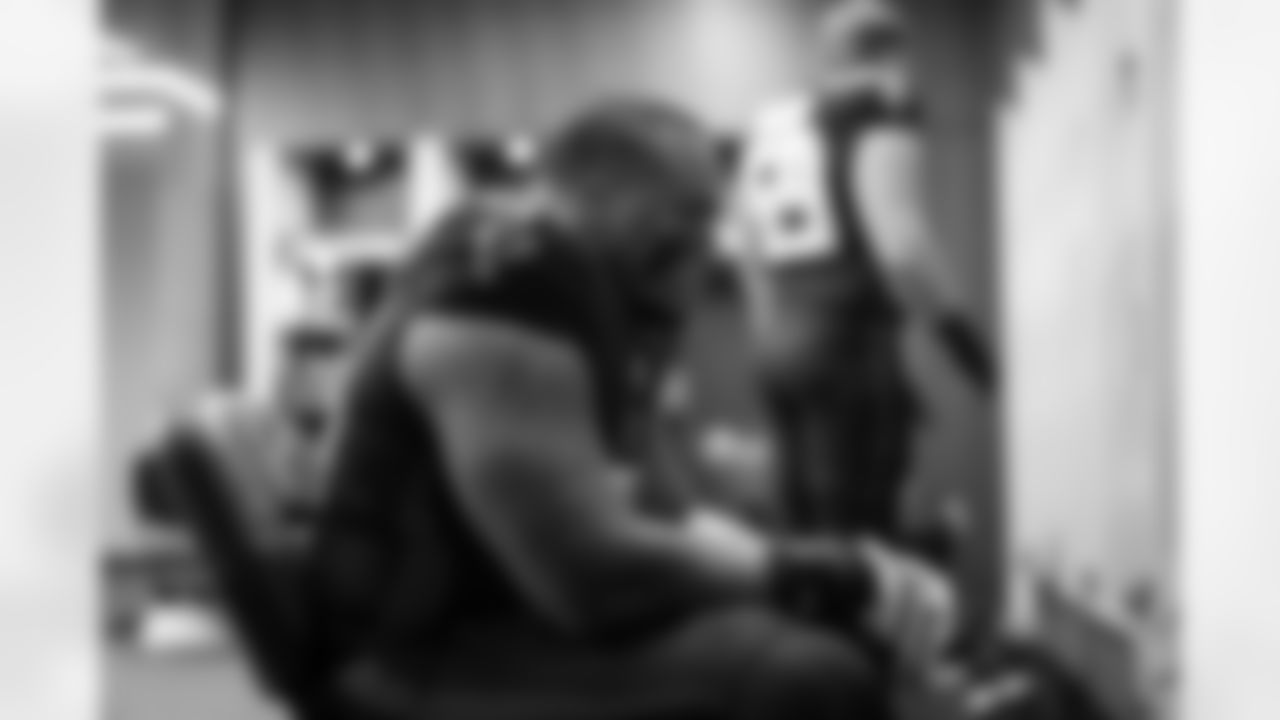 Atlanta Falcons offensive lineman Kyle Hinton #68 in the locker room before the Week 14 Game against the Seattle Seahawks at Mercedes-Benz Stadium in Atlanta, Georgia on Sunday, December 7, 2025. (Photo by Jay Bendlin/Atlanta Falcons)