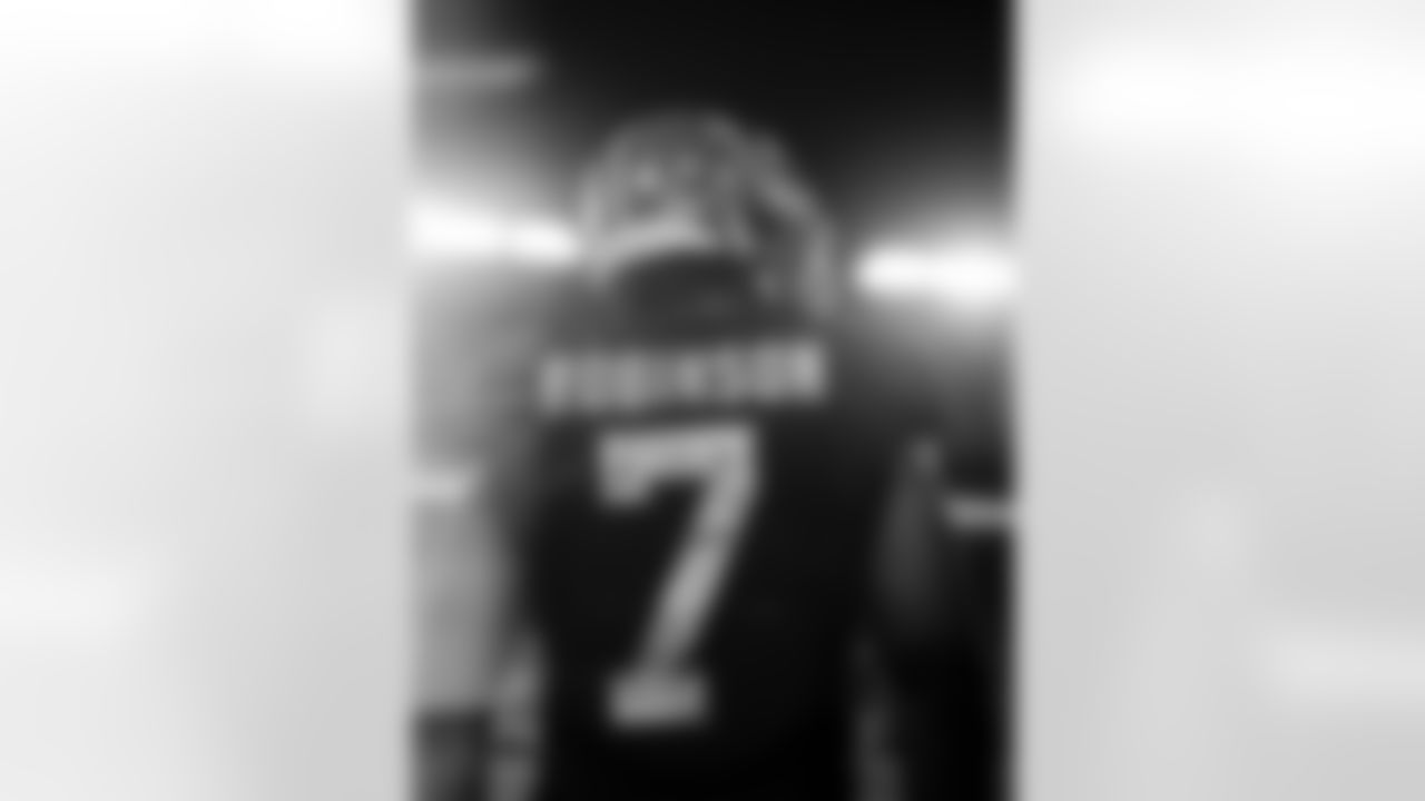 Atlanta Falcons running back Bijan Robinson #7 during the Week 15 Game against the Tampa Bay Buccaneers at Raymond James Stadium in Tampa, Florida on Thursday, December 11, 2025. (Photo by Brandon Magnus/Atlanta Falcons)