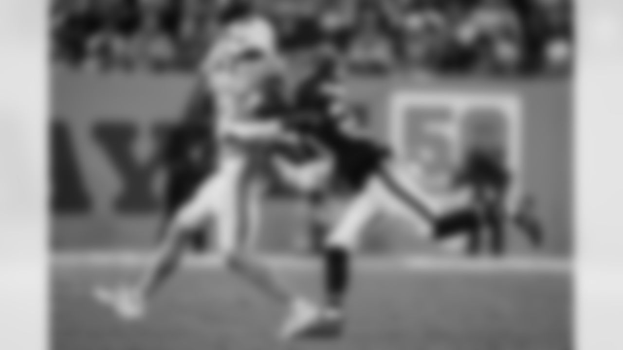 Atlanta Falcons cornerback Dee Alford #20 breaks up a pass during the Week 15 Game against the Tampa Bay Buccaneers at Raymond James Stadium in Tampa, Florida on Thursday, December 11, 2025. (Photo by Taylor McLaughlin/Atlanta Falcons)